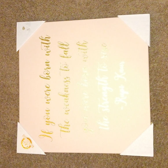 Colleen Karis Designs - Picture 1 of 6